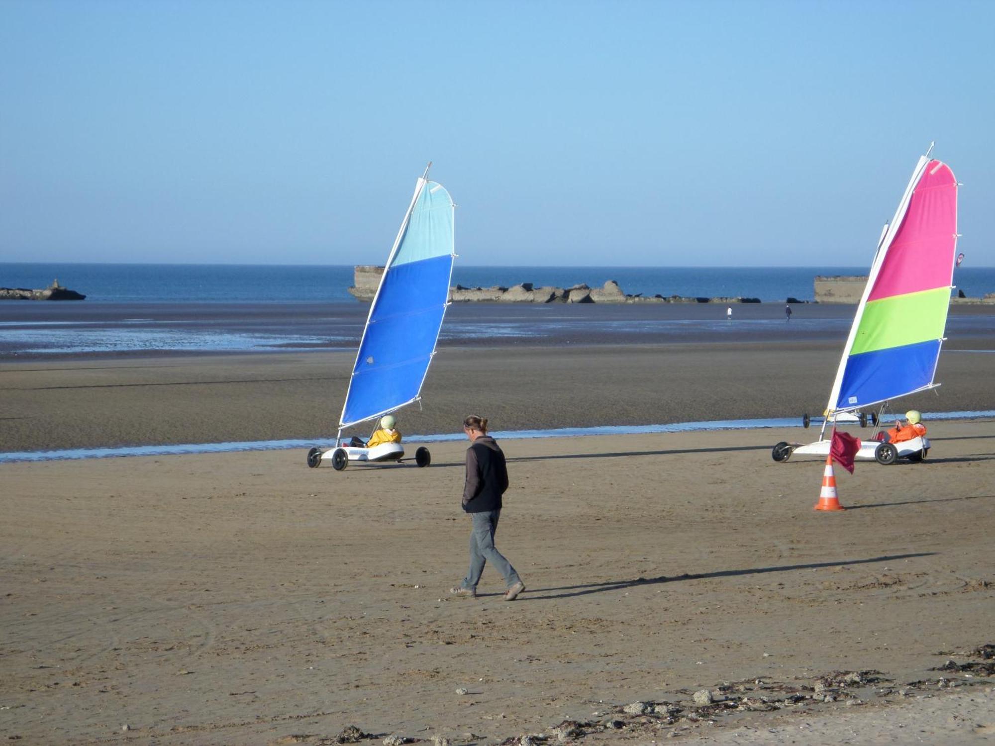 Gites En Normandie En Front De Mer A Asnelles , 3Km D'Arromanches, 10Km De Bayeux ภายนอก รูปภาพ