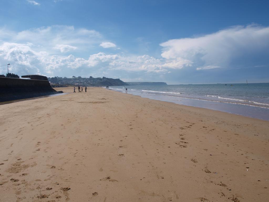 Gites En Normandie En Front De Mer A Asnelles , 3Km D'Arromanches, 10Km De Bayeux ภายนอก รูปภาพ